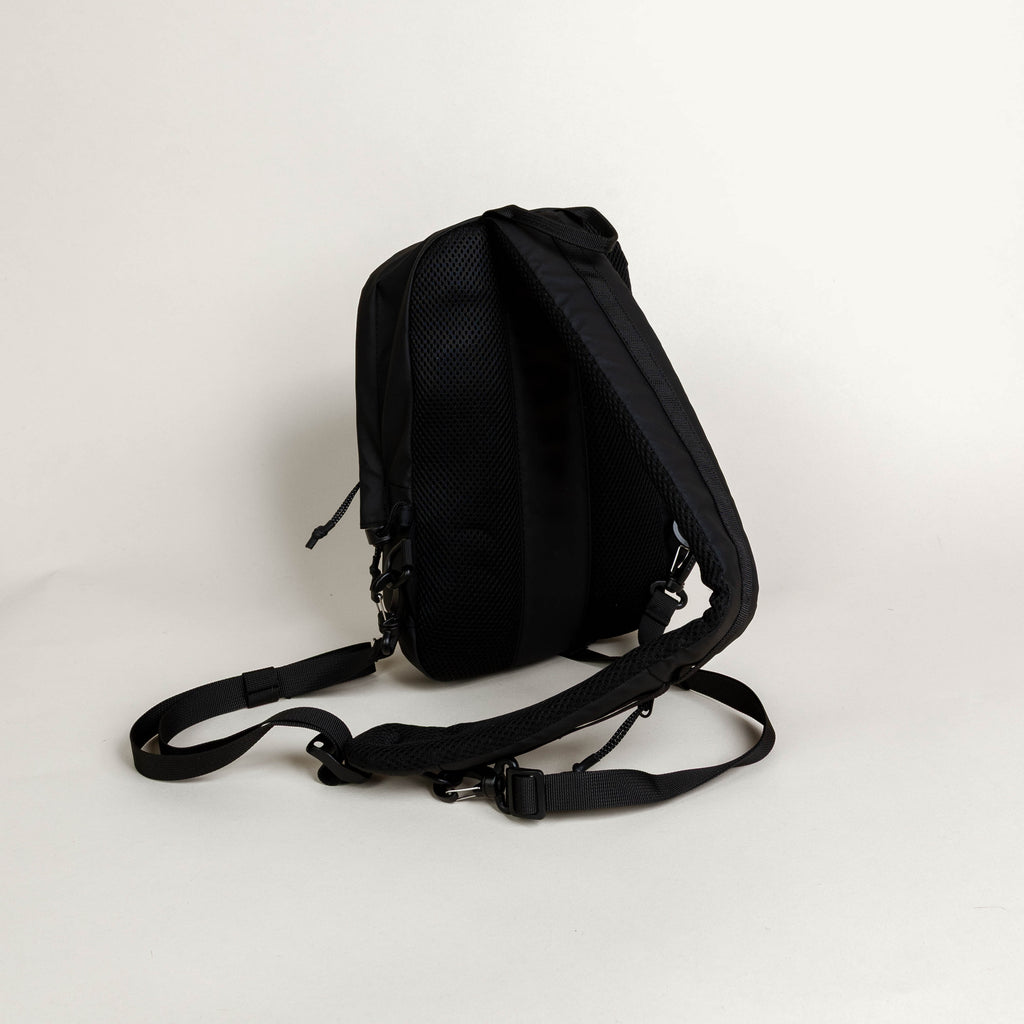 Elliker Eyam Sling Backpack 5L - Black