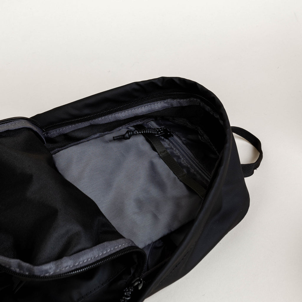 Elliker Eyam Sling Backpack 5L - Black