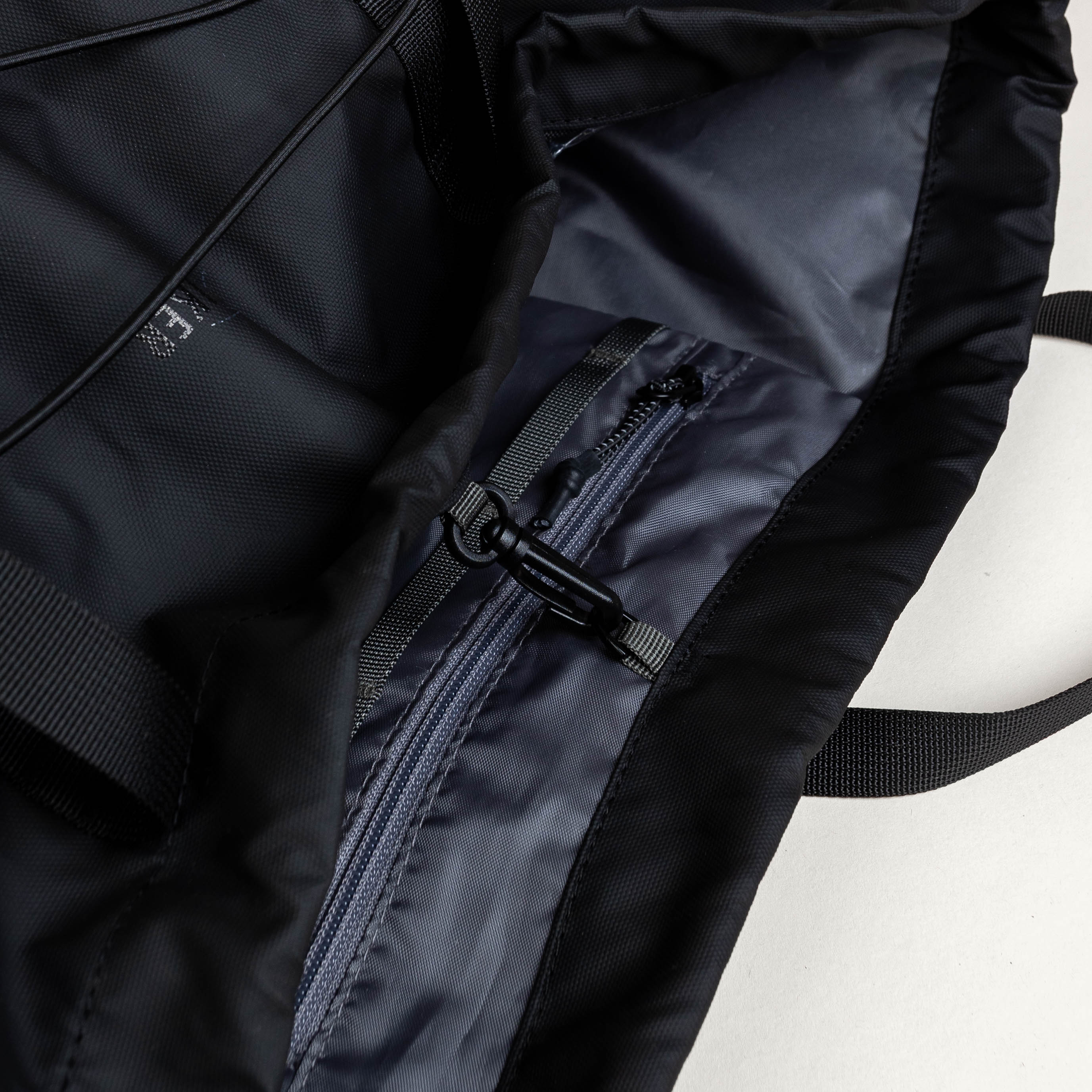 Elliker Lammer Tote Bag 18L - Black