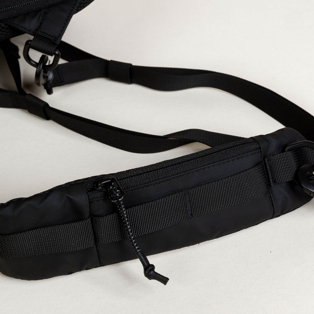 Elliker Eyam Sling Backpack 5L - Black