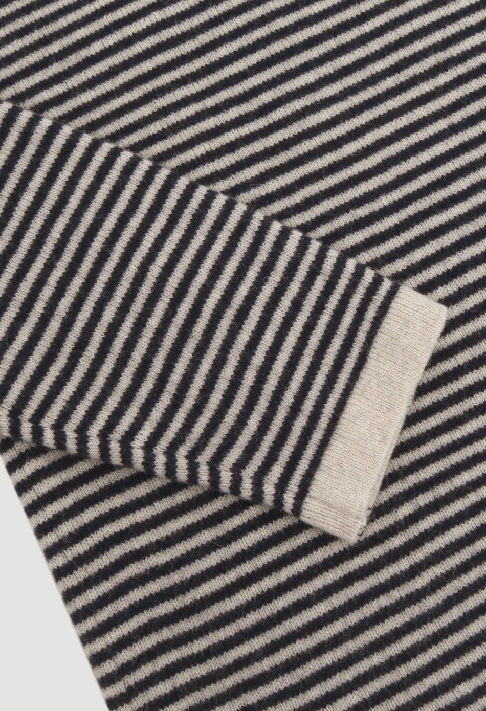 Pittari Trent Crew Lambswool Sweater - Clay / Navy